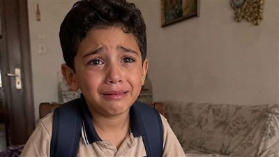 ابن اخويا كان بيزورني كل اسبوع
