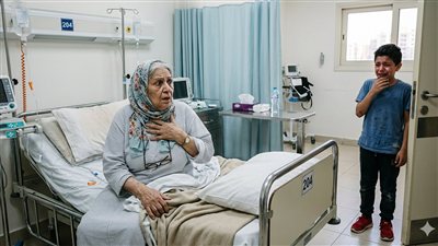 روحت اتبرع بكليتى لابنى الوحيد، بس قبل ما ادخل اوضه العمليات دخل عليا حفيدى وقالى اوعى تعملى العمليه يا تيته……